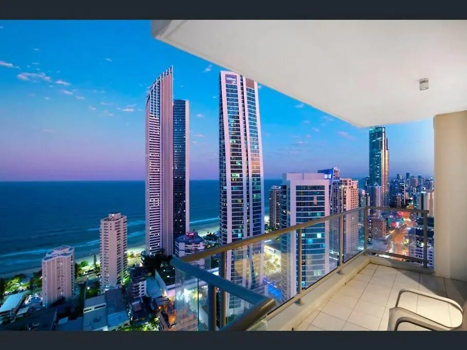 Welcome To A 275M2 Sub-Penthouse With Great Ocean Gold Coast