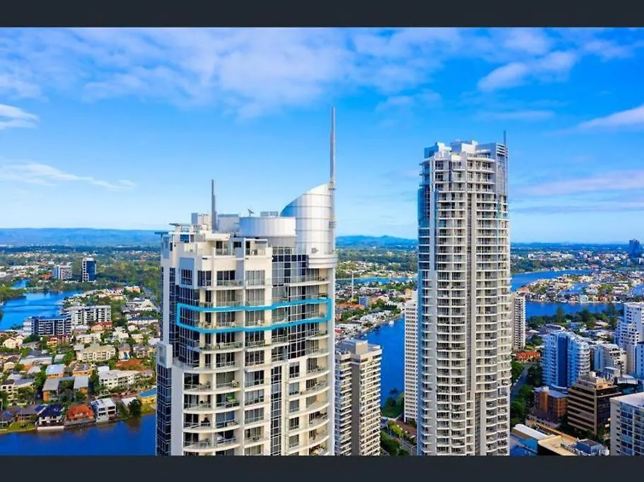 Welcome To A 275M2 Sub-Penthouse With Great Ocean Gold Coast 0*,