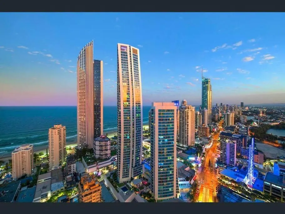 Welcome To A 275M2 Sub-Penthouse With Great Ocean Gold Coast 0*,