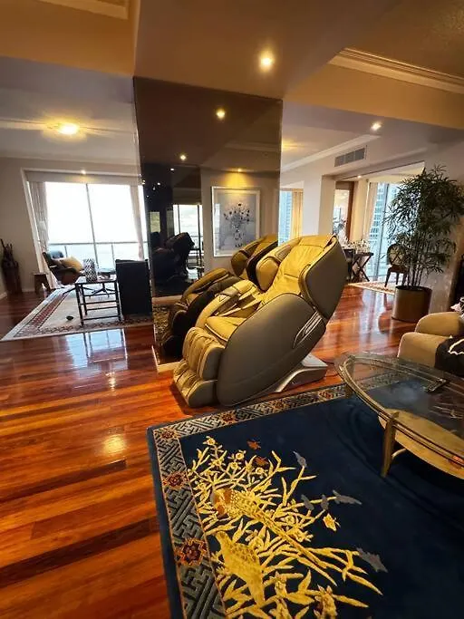 Welcome To A 275M2 Sub-Penthouse With Great Ocean Gold Coast 0*,